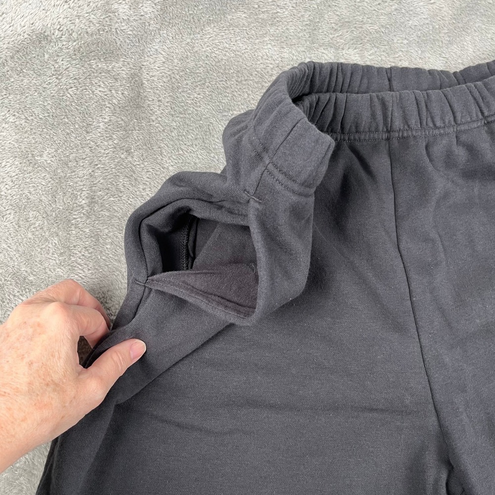 The North Face Mens 34 Logo Jogger Sweat Shorts Pockets Fleece Athletic Gorpcore - Picture 3 of 10